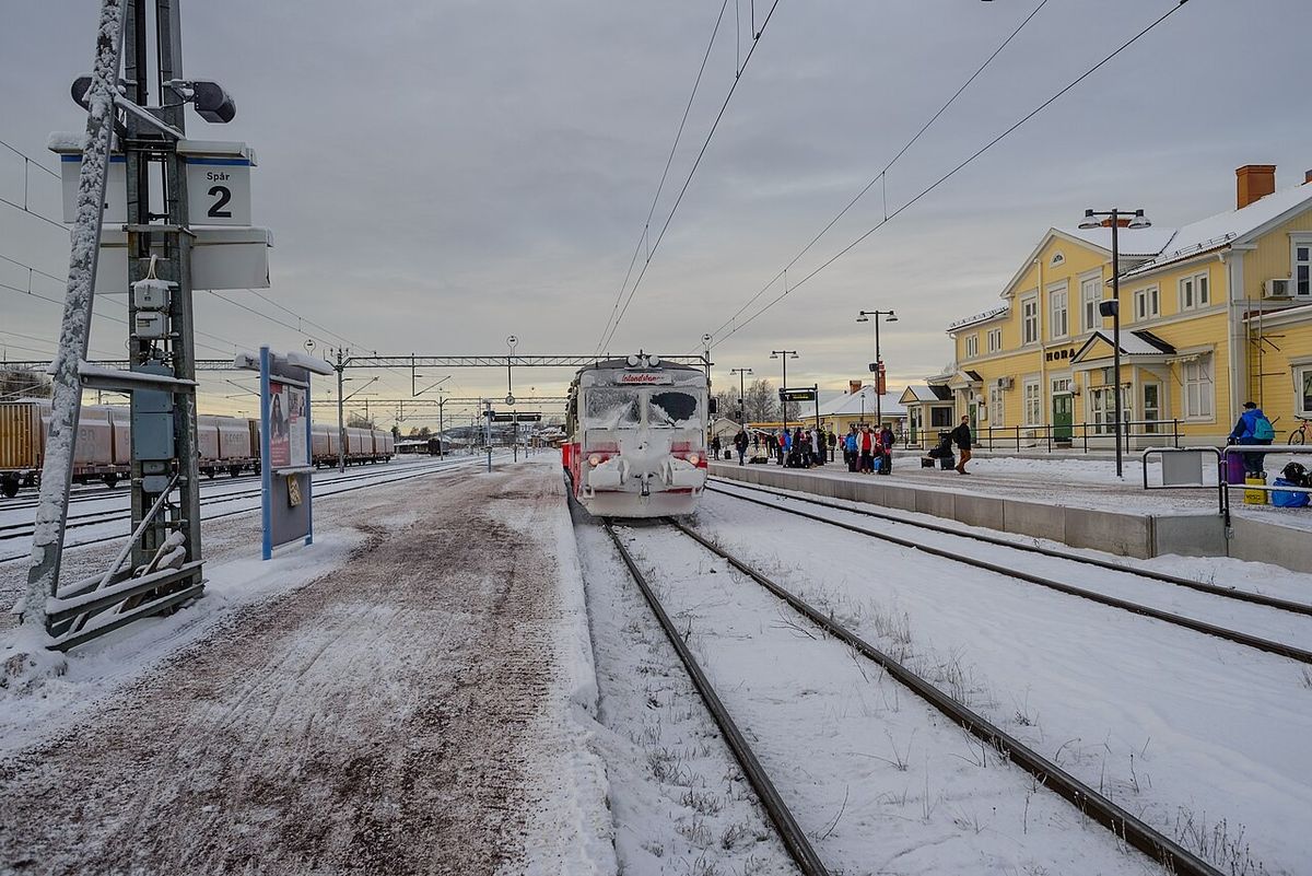 Resenärer kräver årstidstabell när tåget anländer i annan väderlek än avgången